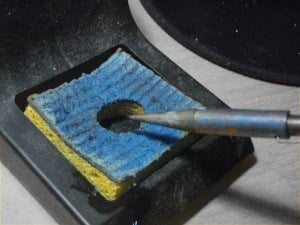 Cleaning Soldering Iron With Sponge