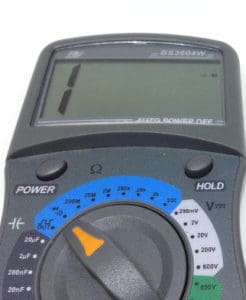 Multimeter in continuity test mode