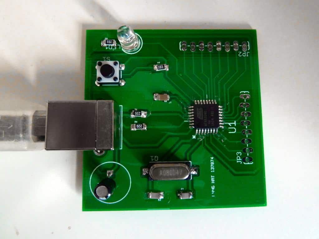 Microcontroller circuit board