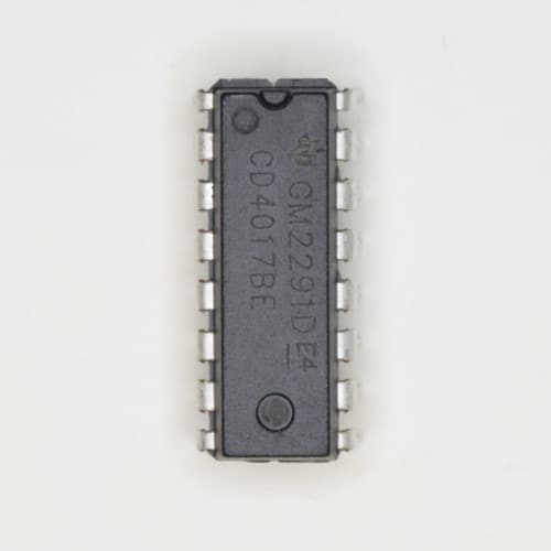 4017 Decade Counter IC (CD4017BE)