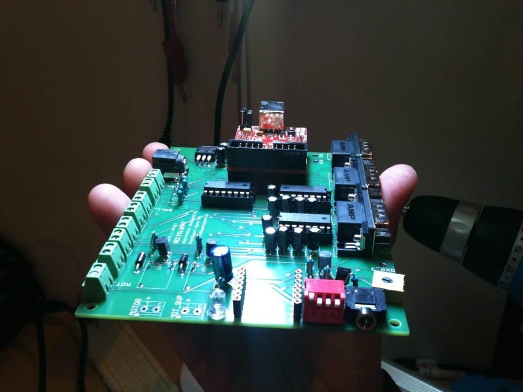 Completed electronic circuit for the recycling machine