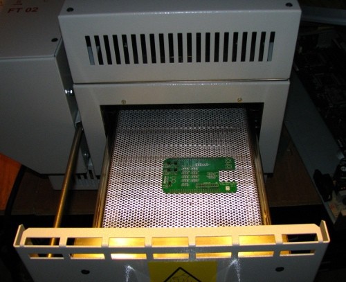 reflow-oven-with-board